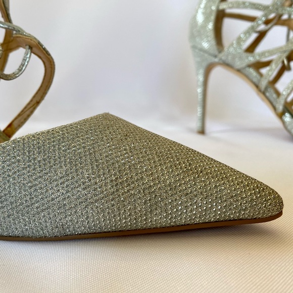 Gorgeous Badgley Mischka heels - Picture 11 of 12